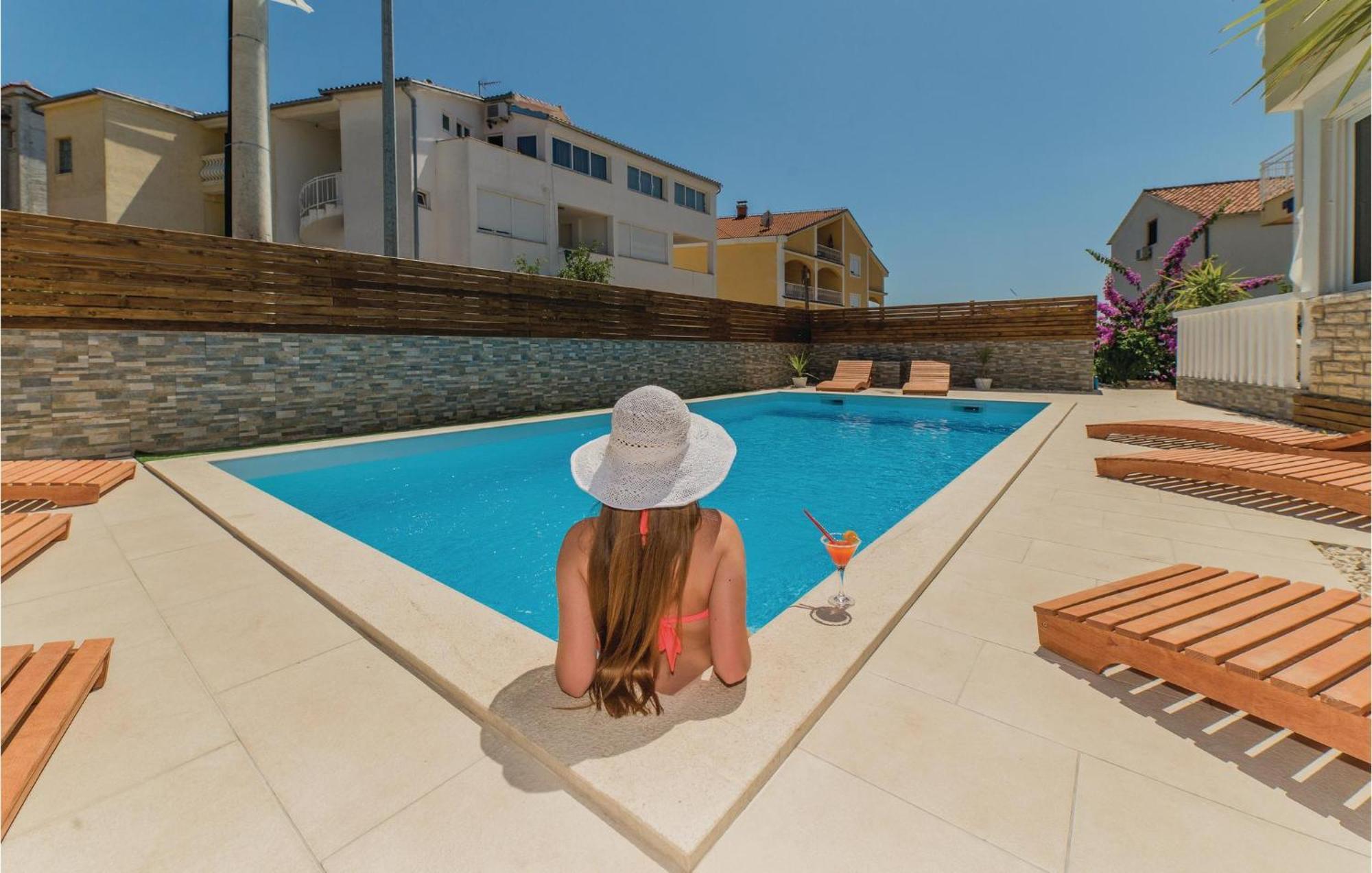 Pet Friendly Apartment In Biograd With Kitchen Weißenburg Exterior foto
