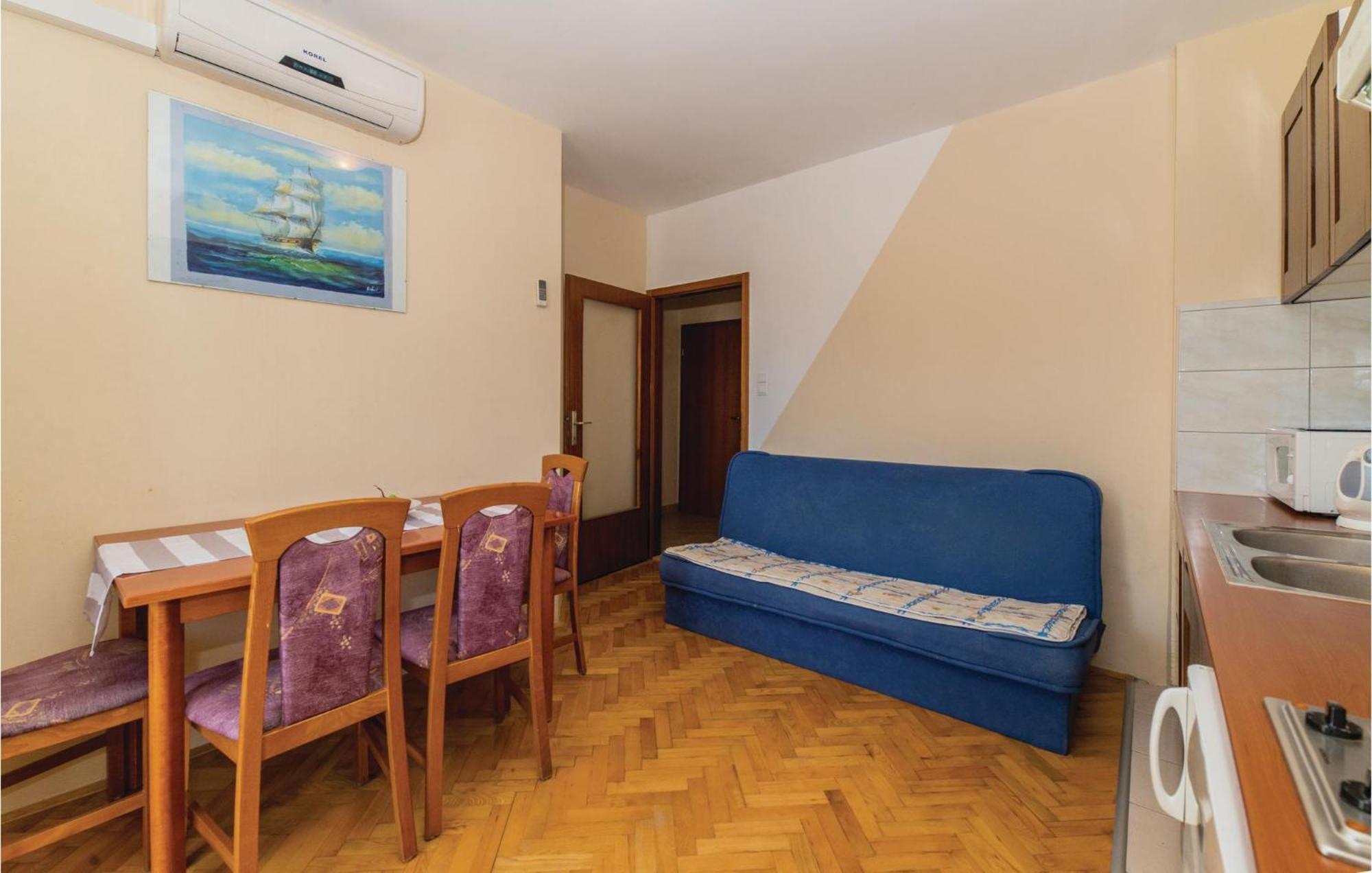 Pet Friendly Apartment In Biograd With Kitchen Weißenburg Exterior foto