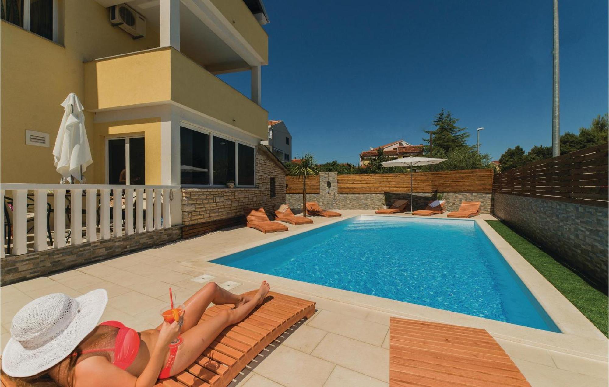 Pet Friendly Apartment In Biograd With Kitchen Weißenburg Exterior foto