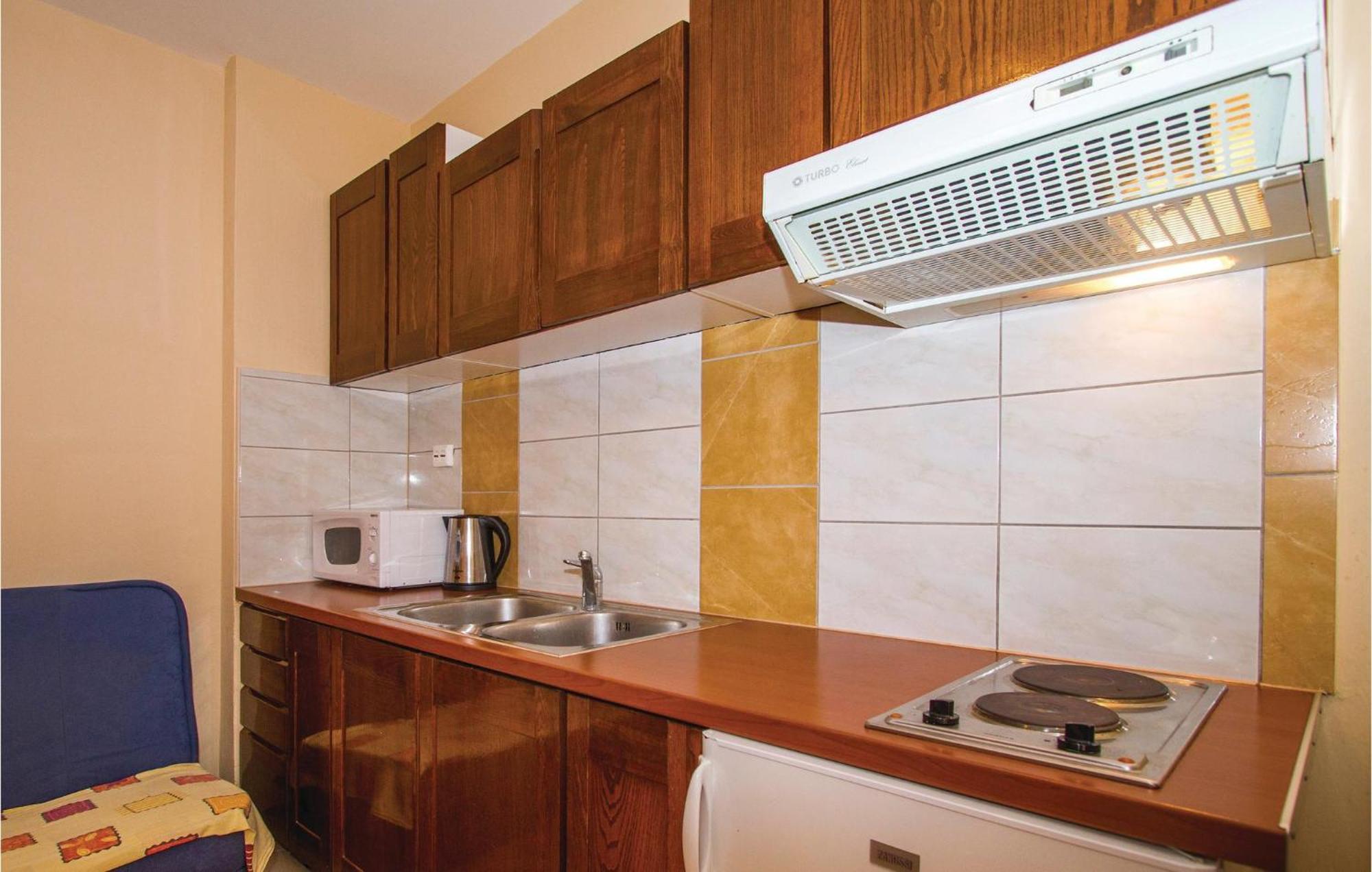 Pet Friendly Apartment In Biograd With Kitchen Weißenburg Exterior foto
